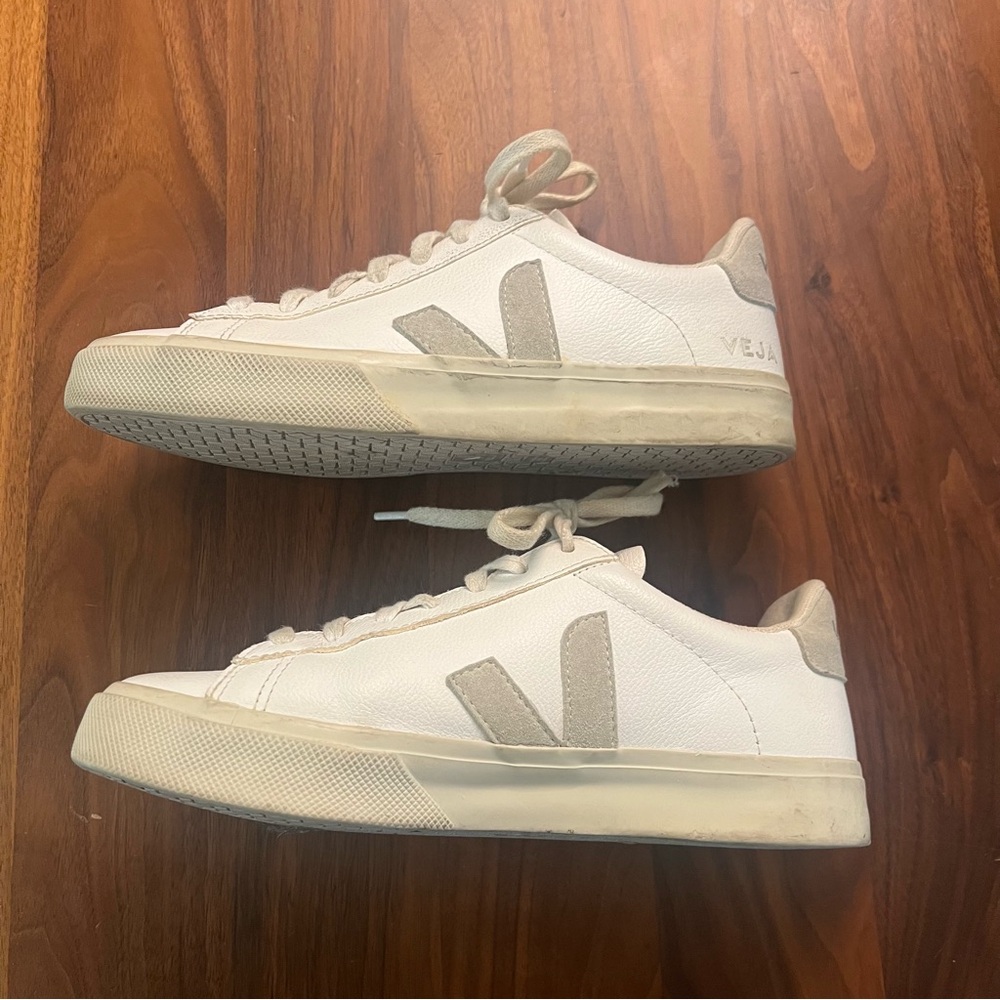 Veja Women's Campo Sneakers 8 - Picture 2 of 8
